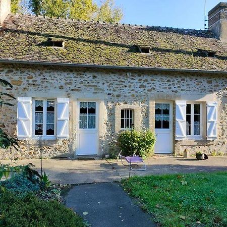 "Reves De Gamins", Gite De Campagne "La Camusiere" Proche Du Pole Europeen Et 24H Champagné Kültér fotó
